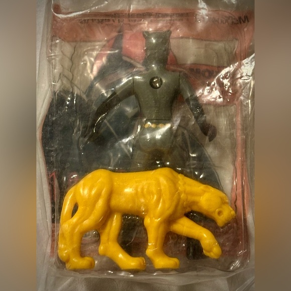 VINTAGE “CATWOMEN & LEOPARD” / McDONALD’S HAPPY MEAL PROMO, CIRCA 1993… - Picture 4 of 4